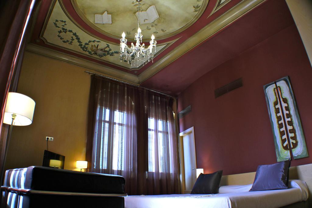 Hotel Sant Roc Solsona Bagian luar foto