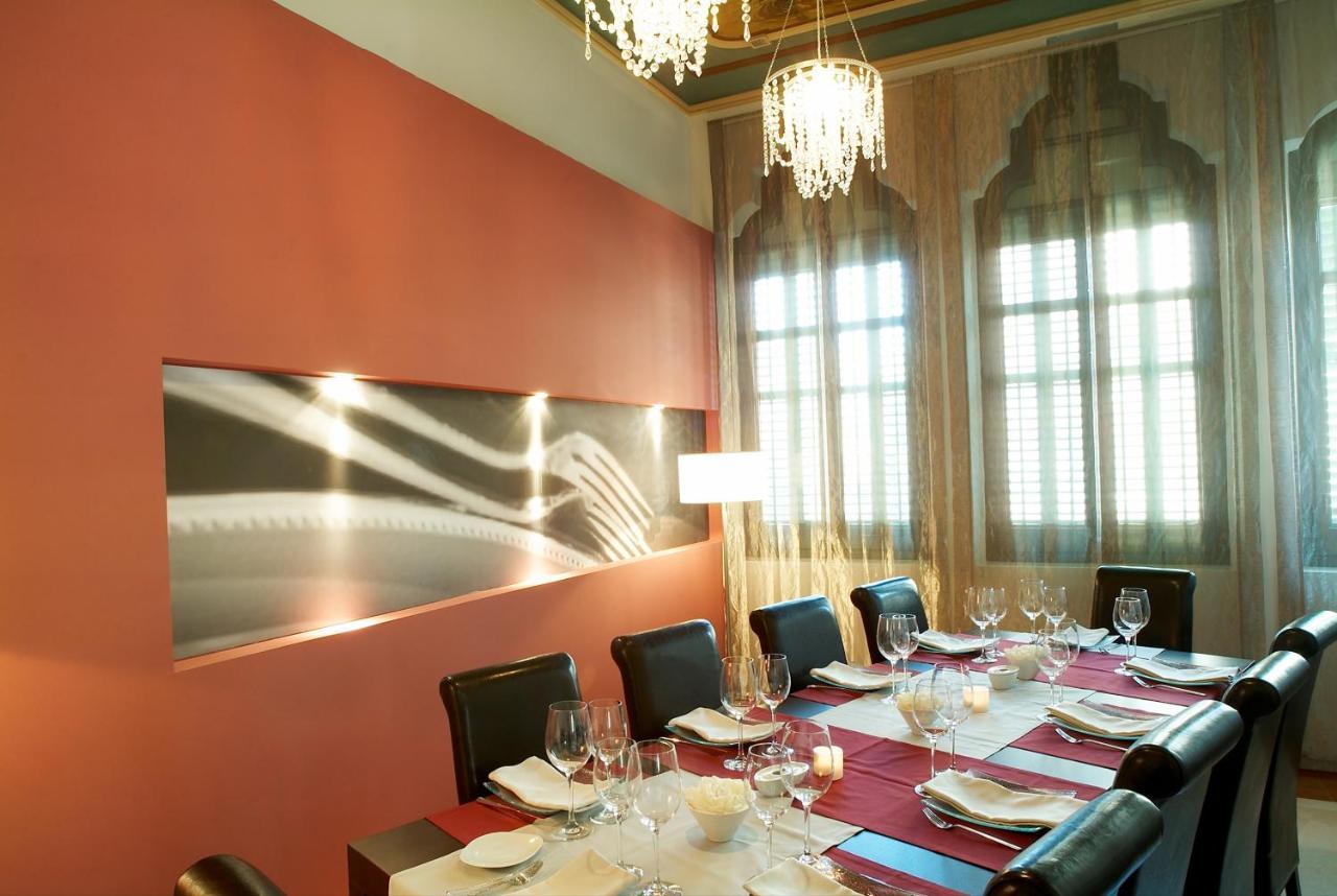 Hotel Sant Roc Solsona Bagian luar foto