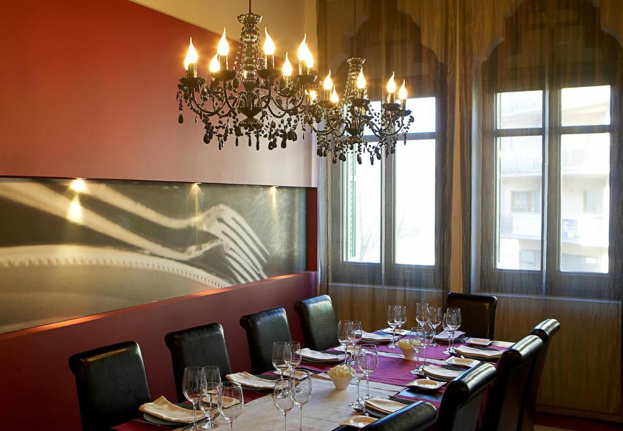 Hotel Sant Roc Solsona Bagian luar foto