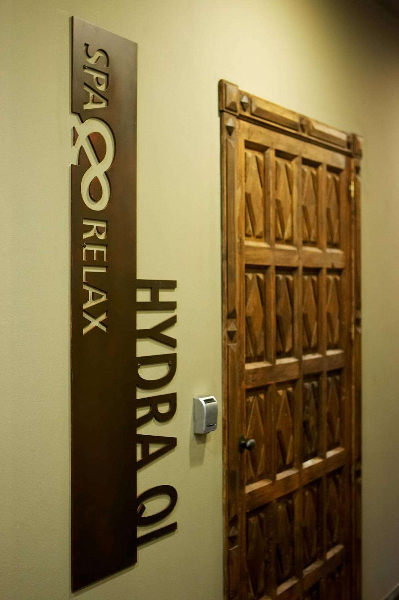 Hotel Sant Roc Solsona Bagian luar foto